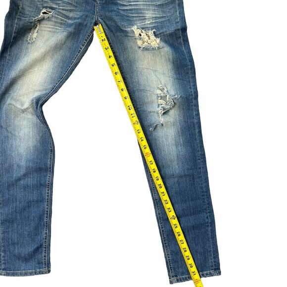 2b bebe Jeans Women's Size 31 Medium Dark Wash Ripped Lace Detailing Denim - Picture 5 of 6